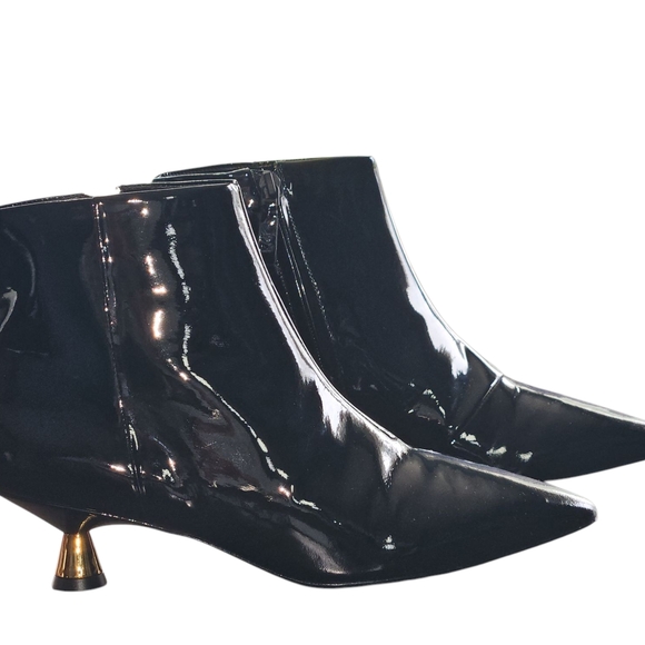 Mercedes Castillo Black Patent Ankle Boots with Sculpted Heel - Picture 9 of 9